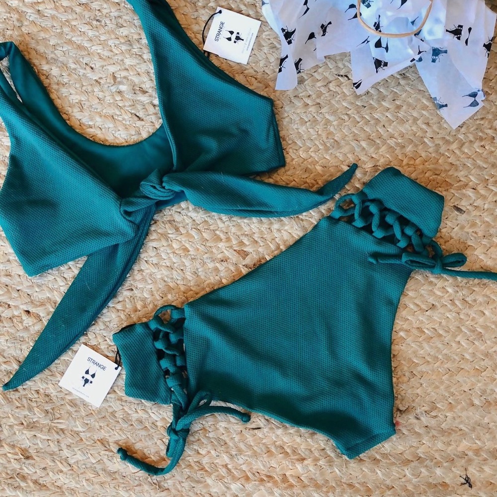 Strange bikini 3 pieces in Emerald